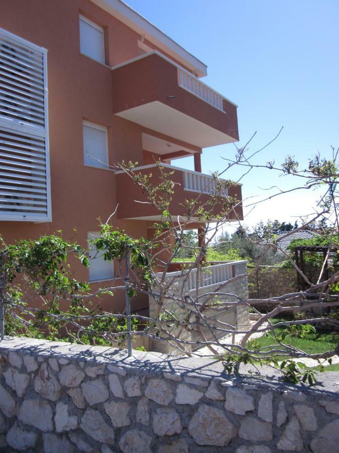 Novalja Zrce Apartment Esterno foto