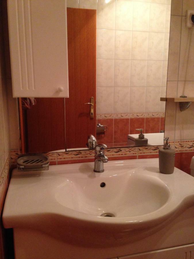 Novalja Zrce Apartment Esterno foto